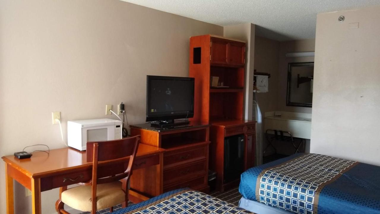 Carom Inn A Travelodge By Wyndham Denham Springs-Baton Rouge Luaran gambar